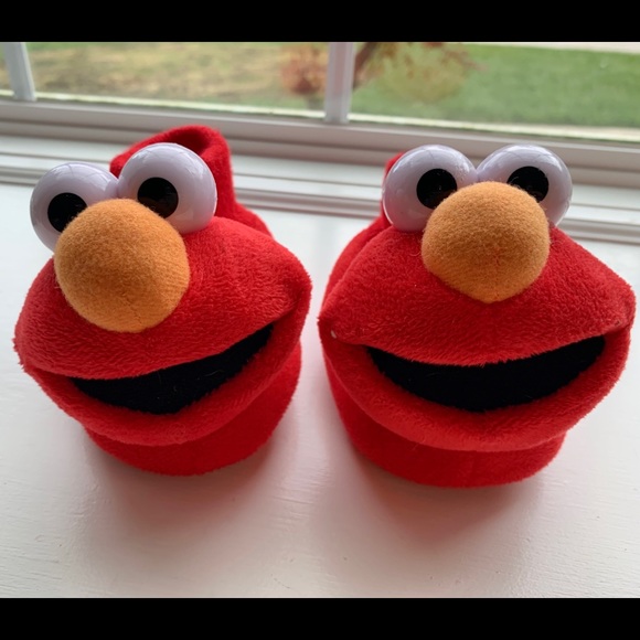 elmo slippers